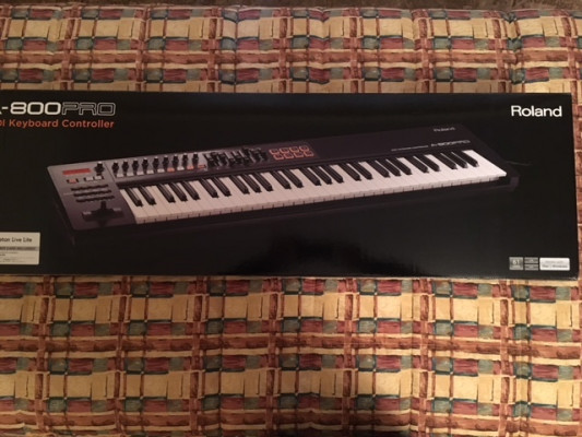 Roland A800 Pro midi keyboard - nuevo 1 año garantía!