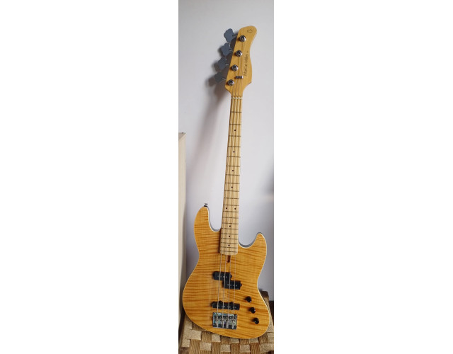 Bajo Eléctrico Sire Marcus Miller U5 escala corta