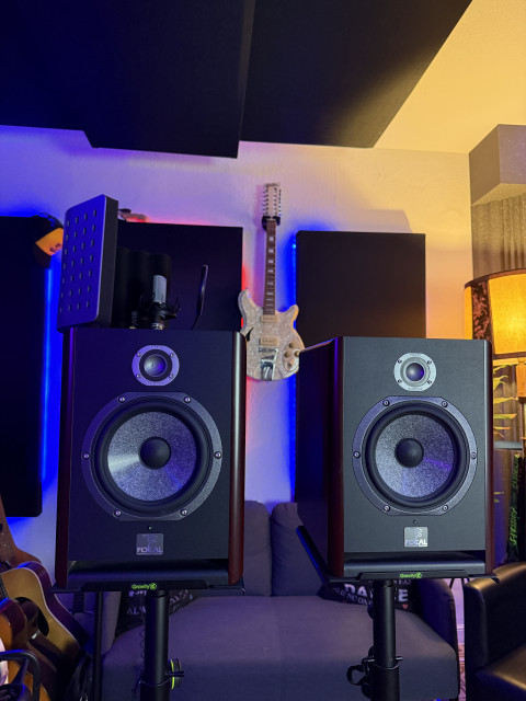 Monitores FOCAL SOLO6 BE....