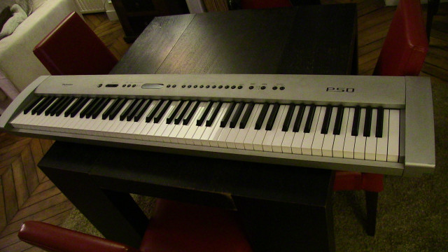 busco piano Technics SX-P50