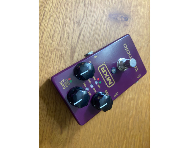 MXR M-305 Multi Mode Tremolo