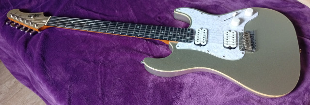Jet JS500 mejorada con Seymour Duncan