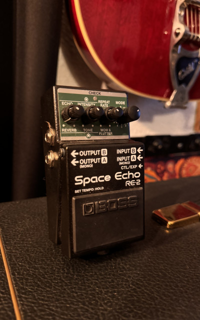 Boss RE-2 space echo como NUEVO !!