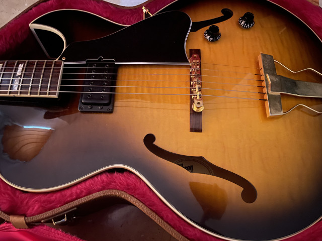2001 Gibson ES 165