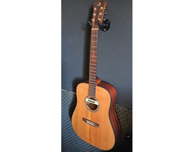 Guitarra electroacústica DOWINA fabricada a mano en Eslovaquia