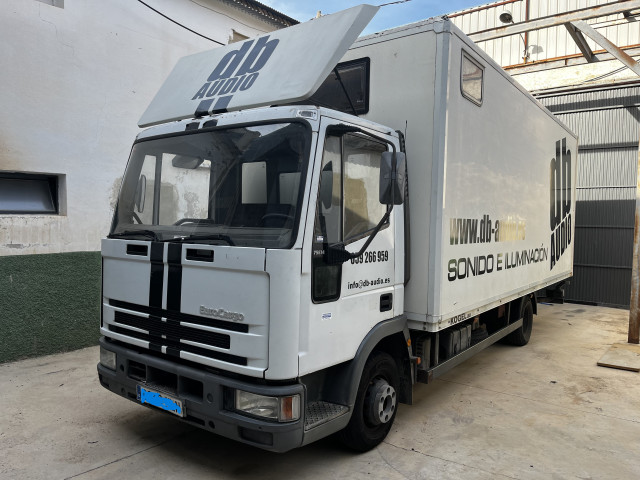 Camión Iveco Eurocargo 75E14