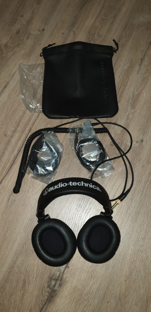 Auriculares Audio-technica ATH-M50x
