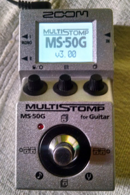 Zoom MS50G - Pedal multiefectos