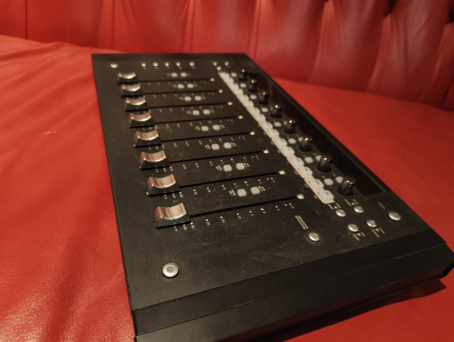 Avid Artist Mix