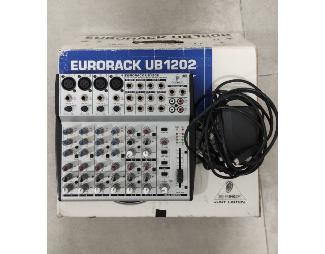 Mesa mezclas behringer ub1202