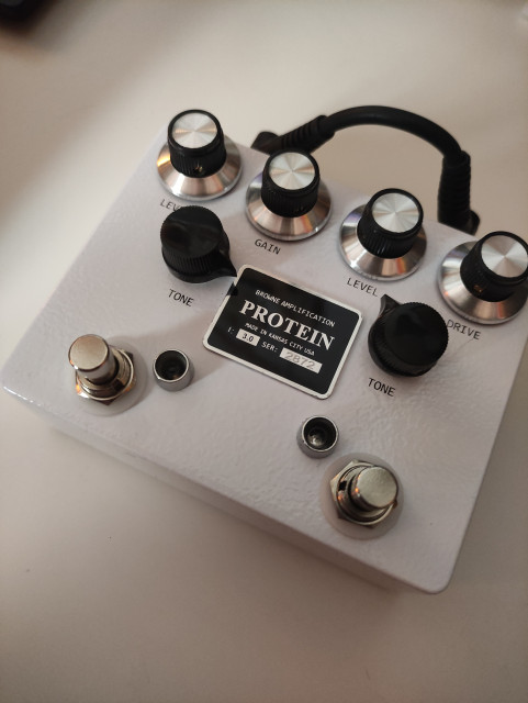 Pedal overdrive doble tipo Browne Protein (clon)