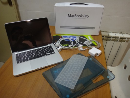 MacBook Pro 13.3" Core i5 2.5GHz 4GB 500GB