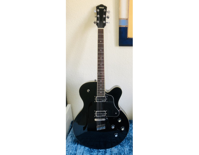 Yamaha AE500