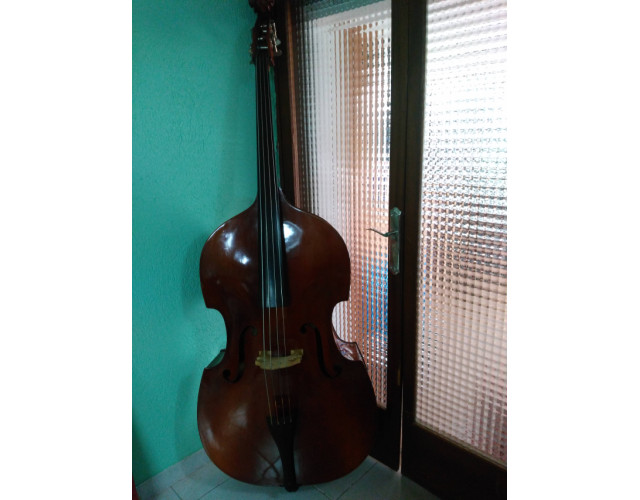 Contrabajo Gewa Basic Line 4/4 fabricación 1996 (versión laminada)
