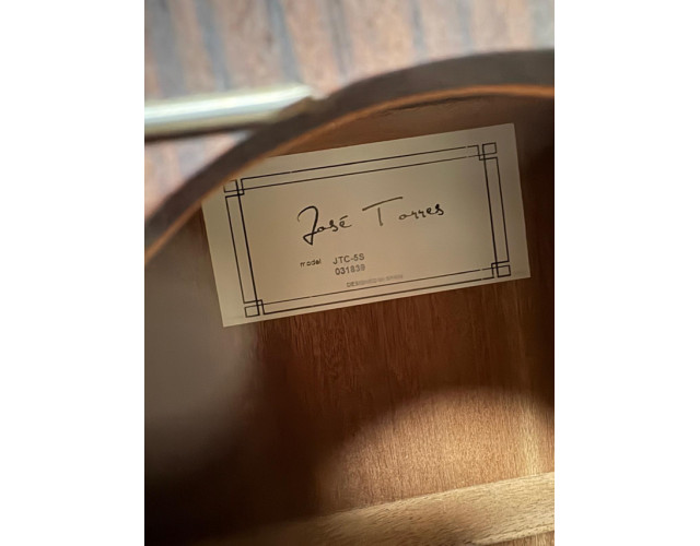 Guitarra clásica José Torres JTC-5S + Soporte Hércules