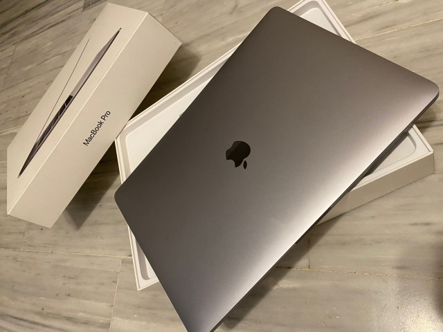 Macbook Pro 2017 15” Touch Bar