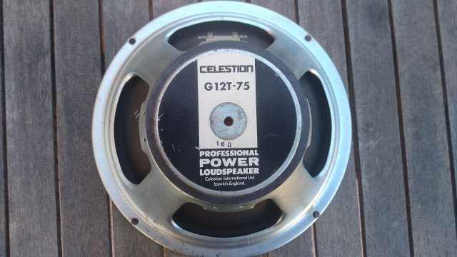 O CAMBIO Celestion Inglés G12T-75 de los 90s  Tengo 2