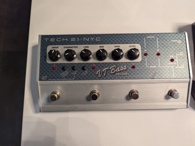 previo de bajo  Tech 21 NYC SanSamp VT Bass deluxe  (envio incluido)