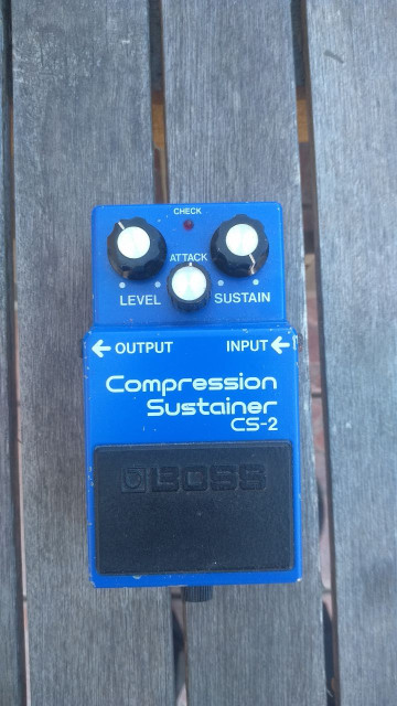 BOSS CS-2 Japón compression sustainer