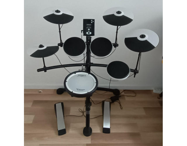 Batería electrónica Roland TD-1KV con EXTRAS