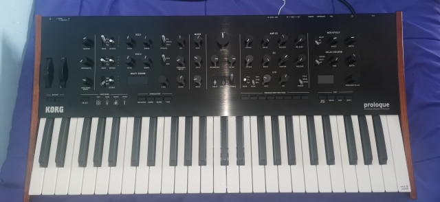 Korg prologue + ampliaciones