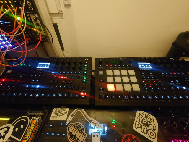 Set Elektron Analog Four MKII y Analog Rhythm MKII