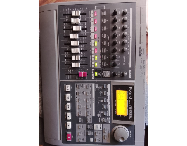 Roland VS-880EX