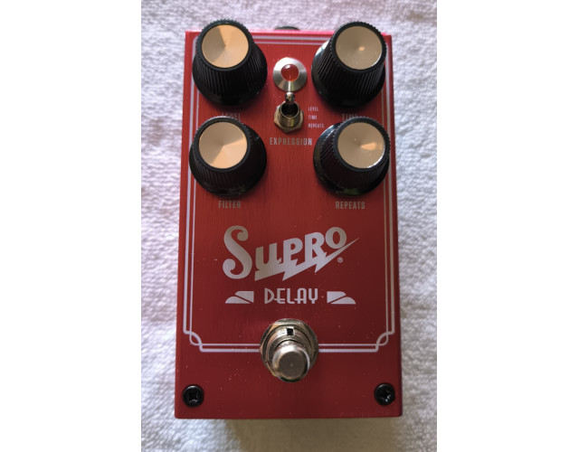 Pedal Supro Analog Delay