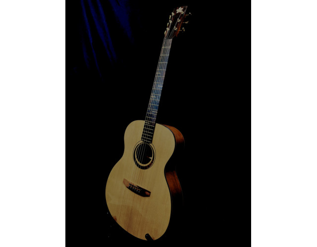 Guitarra Acústica Luthier tipo Martin 00
