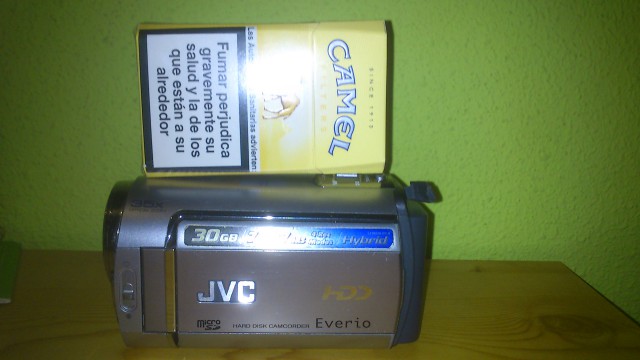 Cámara de video JVC - Everio 30Gb GZ-MG333 HDD