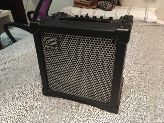 Aplificador Roland Cube 40 XL