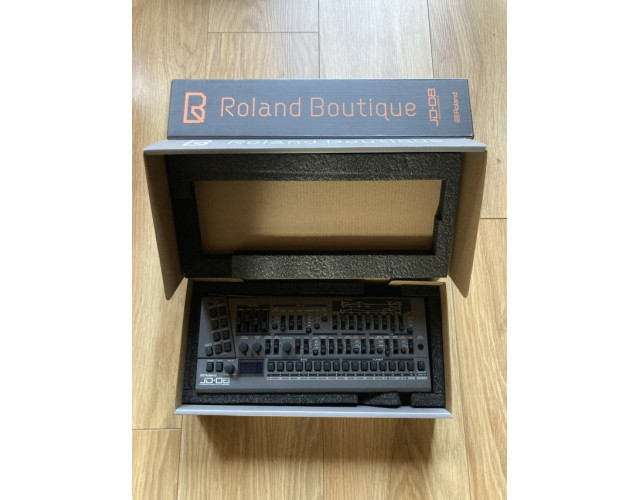 Roland jd08