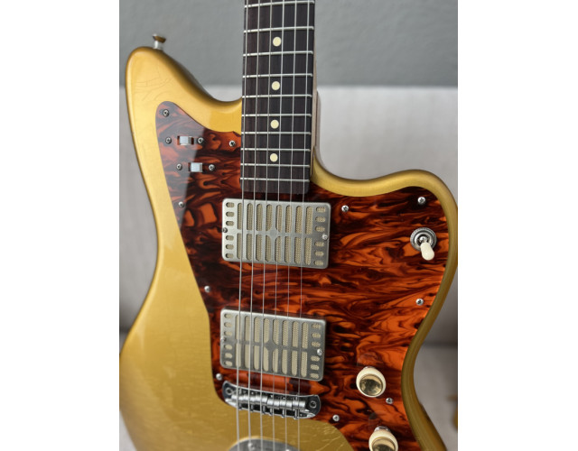 Waterslide guitars “Aged Aztec Gold”
