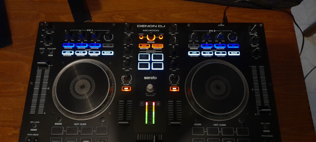 SET Denon MC4000 Mesa de mezclas DJ Soporte PC y BOLSA