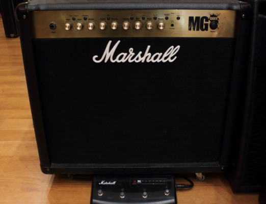 Marshall MG100 FX