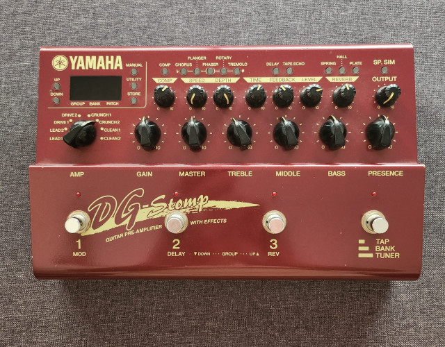 Yamaha DG Stomp Simulador de amplificadores