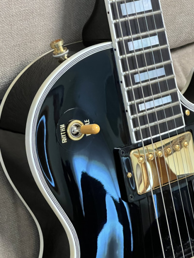 Guitarra Tokai LC230S Black Beauty