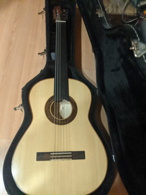 Guitarra Clásica Fretless del luthier Can Oral 20/10