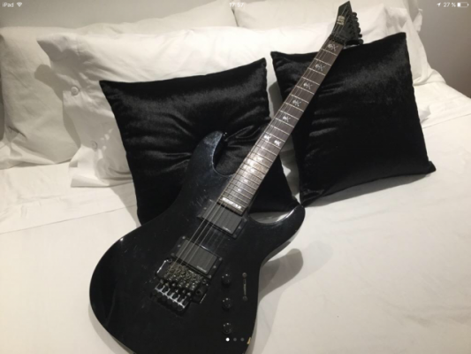 Guitarra ESP LTD KH-202