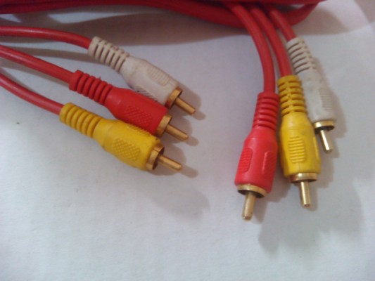Cable RCA a RCA, 4 mtrs. grosor 4mm x3 L-R-V Alta fidelidad PROFESIONAL  3+3 RCA. Conectores Chapa oro
