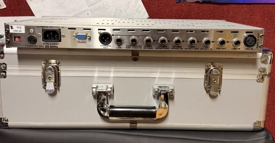 Api channel strip - comprado en 2021 - de segunda mano · Foto 2 de 7 · Pontevedra · 2300 €