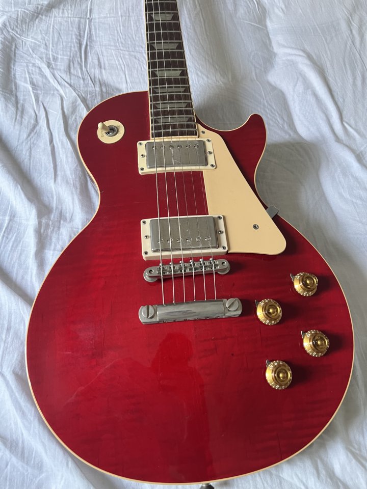 Gibson Les Paul Classic Plus de 1992 de segunda mano · Foto 1 de 5 · Sevilla · 2550 €