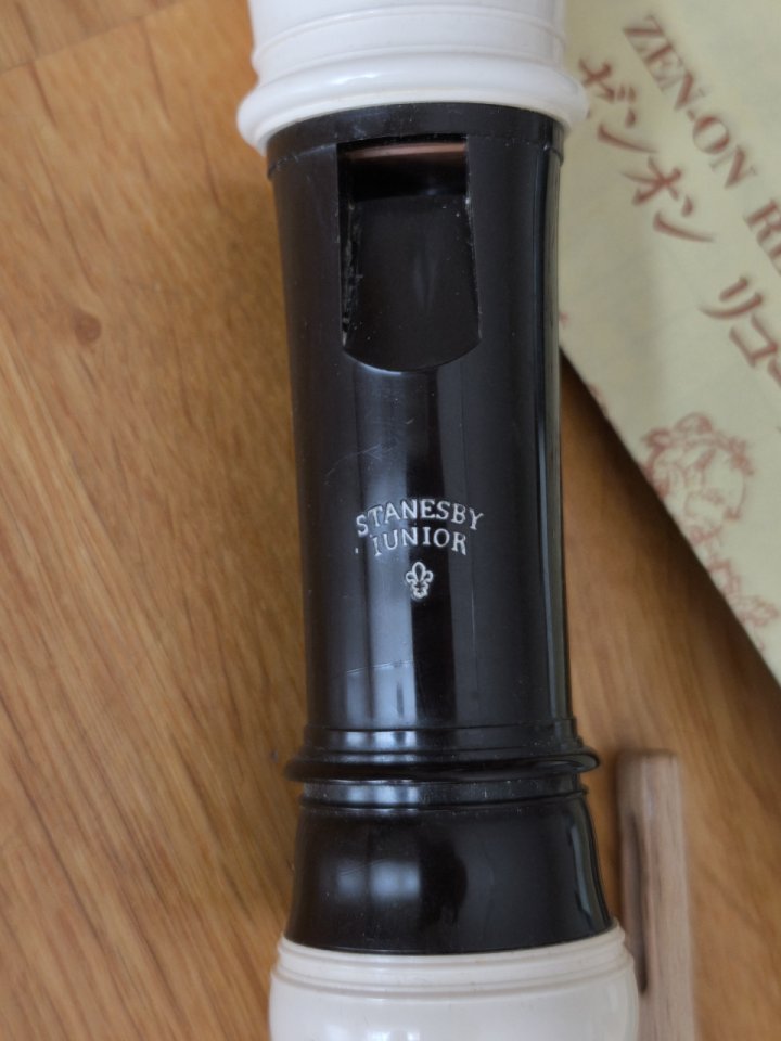 Flauta dulce Soprano ZEN-ON Stanesby Junior de segunda mano · Foto 3 de 5 · Barcelona · 29 €