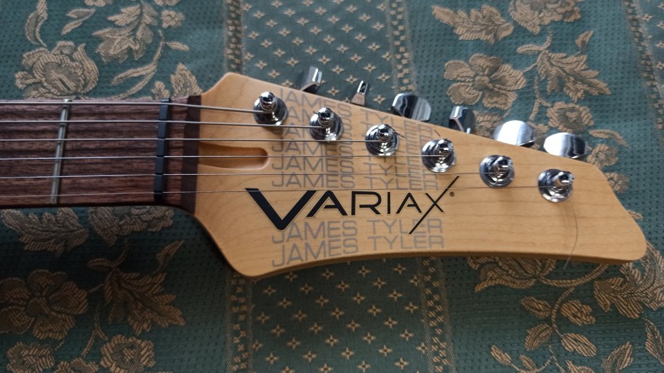 Line 6 JTV-69S OW James Tyler Variax SSS