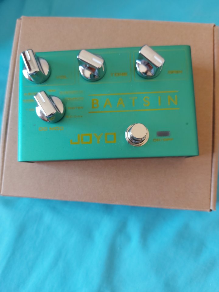 JOYO BAATSIN de segunda mano · Foto 1 de 4 · Madrid · 50 €