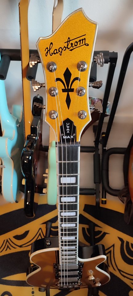 Hagstrom Ultra Max GT