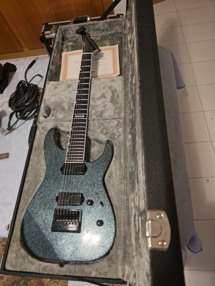 ESP E-II M-II 7B Baritone Evertune Japonesa de segunda mano · Foto 1 de 3 · Alicante
