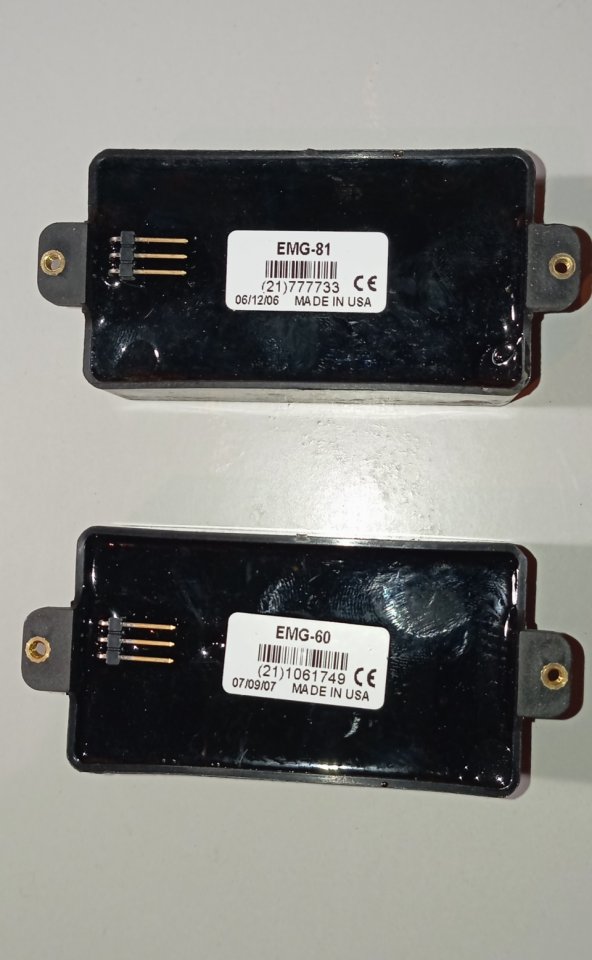 O cambio   juego emg 81/60