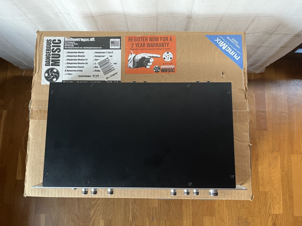 Dangerous D-Box de segunda mano · Foto 6 de 9 · Barcelona · 900 €