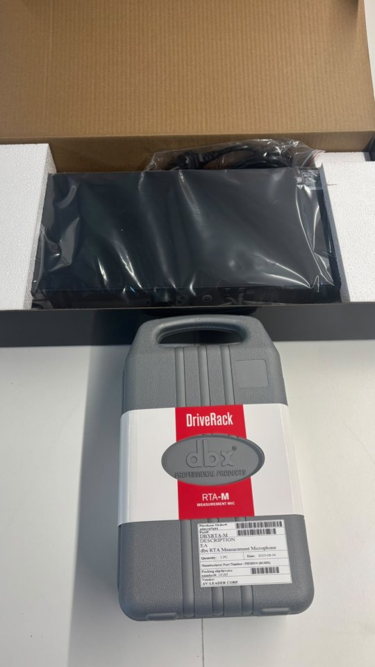 DBX DriveRack VENU360 + RTA-M de segunda mano · Foto 2 de 2 · Barcelona · 1050 €